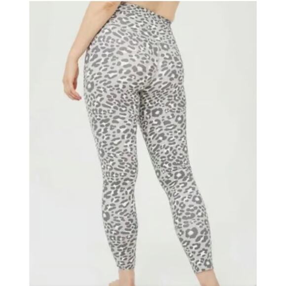 Offline by Aerie Goals 7/8 High Rise Leggings Small Gray Cheetah - Picture 1 of 14